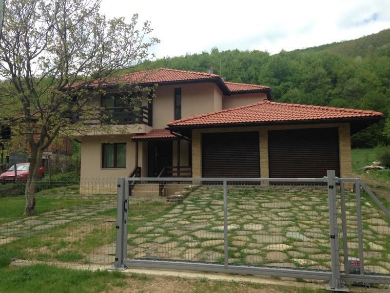 Гостевой дом Zlatina Guest House Lŭga-13