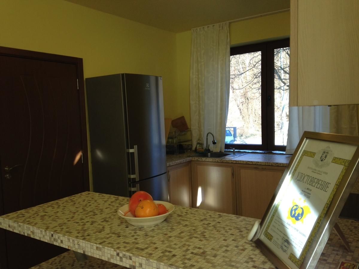 Гостевой дом Zlatina Guest House Lŭga-22